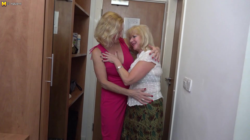 Two Mature British Housewives Enjoy Each Other's Wet Pussies - MatureNL