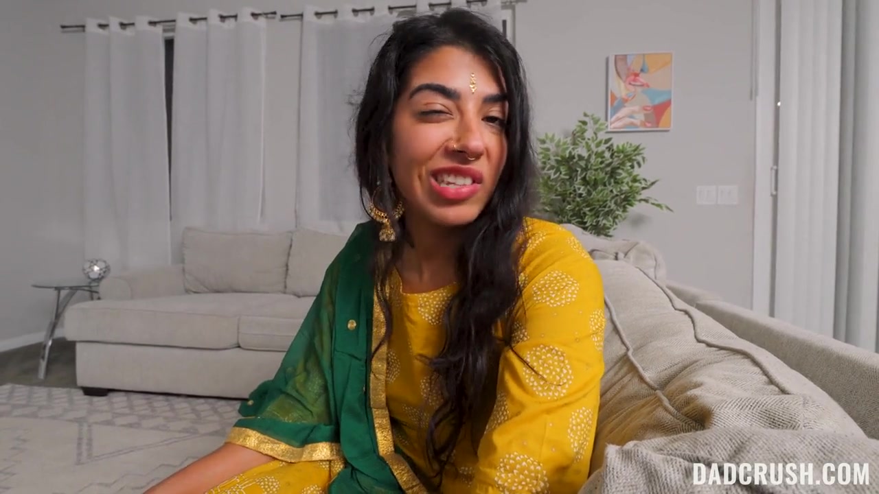 Jasmine Sherni & Joshua Lewis in Holidays Are Best Spent Together - DadCrush