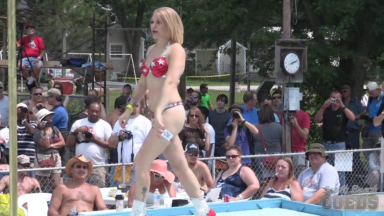 Vman And Cojones Stunning Video And Photos From Saturday Nudes A Poppin 2014 2 Of 3 - SouthBeachCoeds