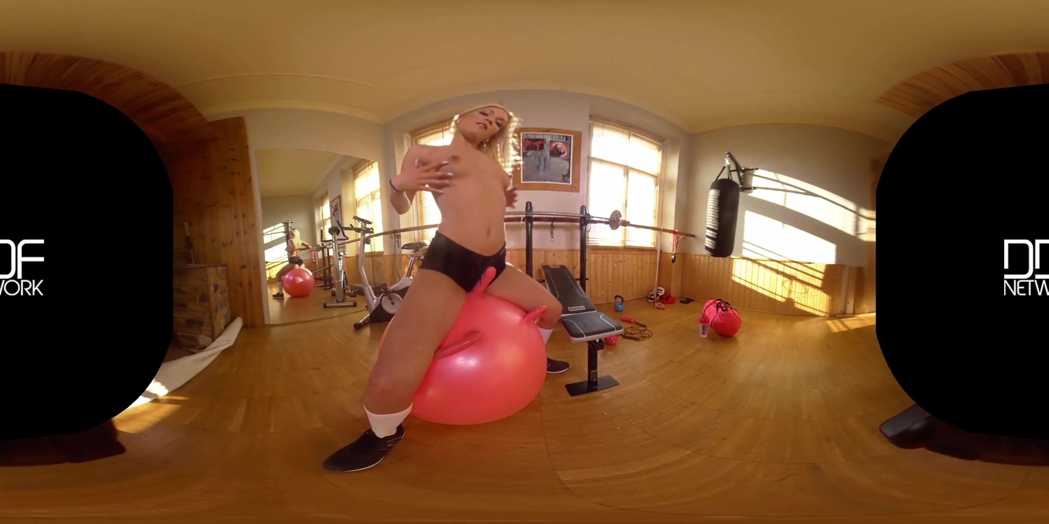 Cecilia Scott in Titty Shakin' Rump Quakin' - Blonde's Favorite Cock N Ball - DDFNetworkVR