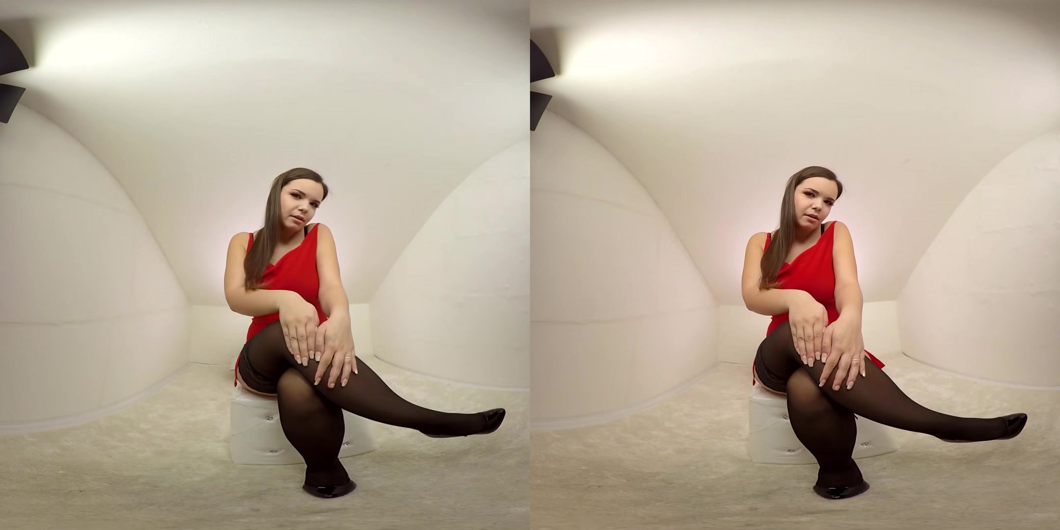 Hot Sofia Lee Playing With Her Favorite Toy - Stockings, Teen, Toying