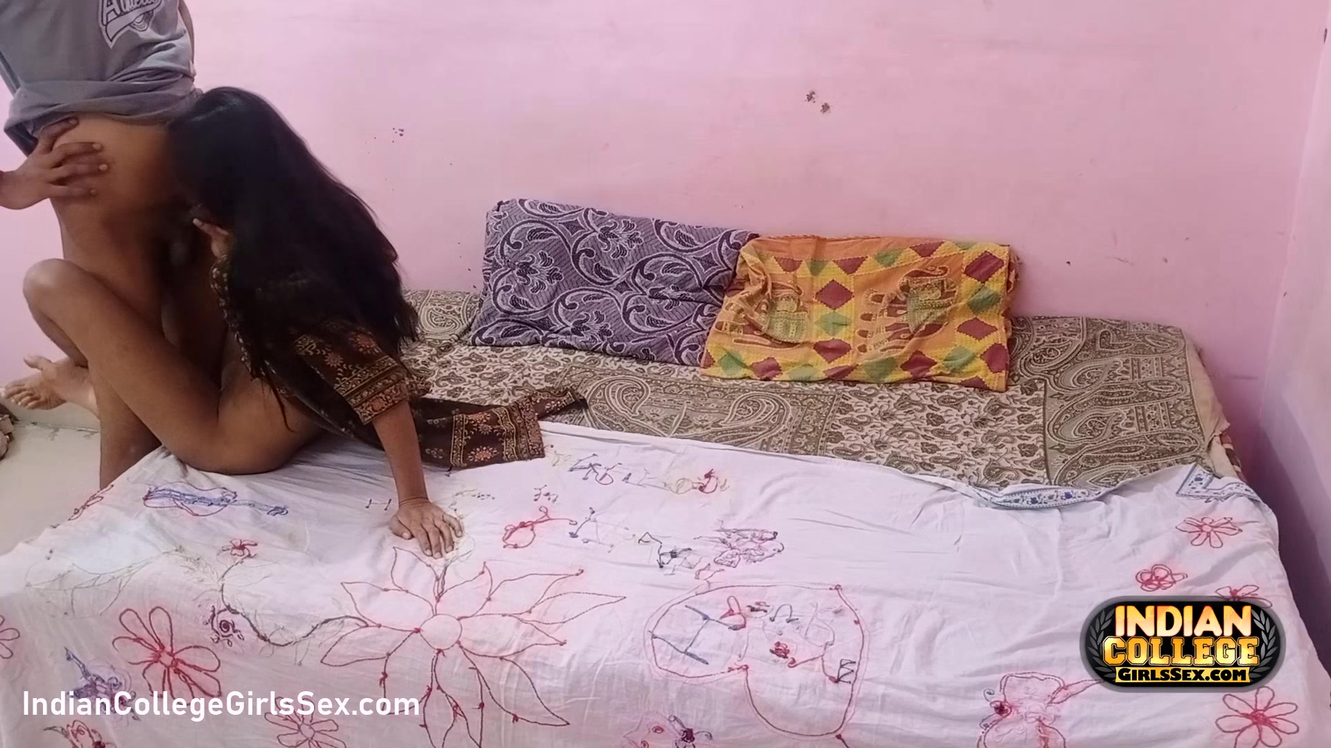 Cute 18 Years Indian Slim Skinny Girlfriend Lets Me Cum Inside Her Tight Pussy