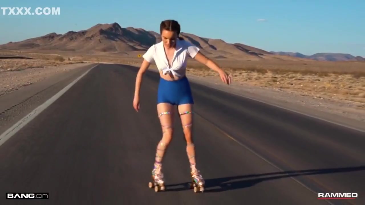 Freya Parker - Brunette Hottie Skates Into Wild Fuck Session