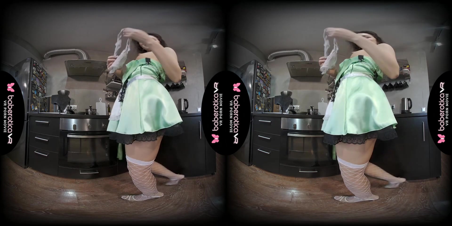 Karolina fucks her pussy with a pink toy in the kitchen - BaberoticaVR