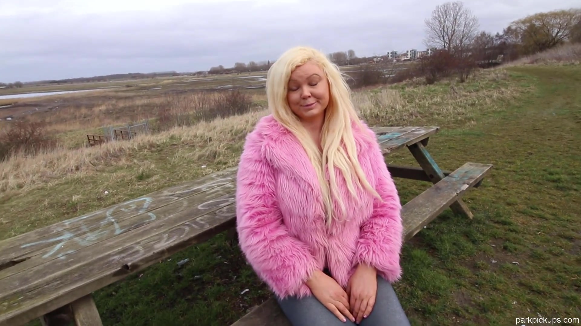 Barbie Swede Suck Cock In Public - Sex Movies Featuring Svenskporr