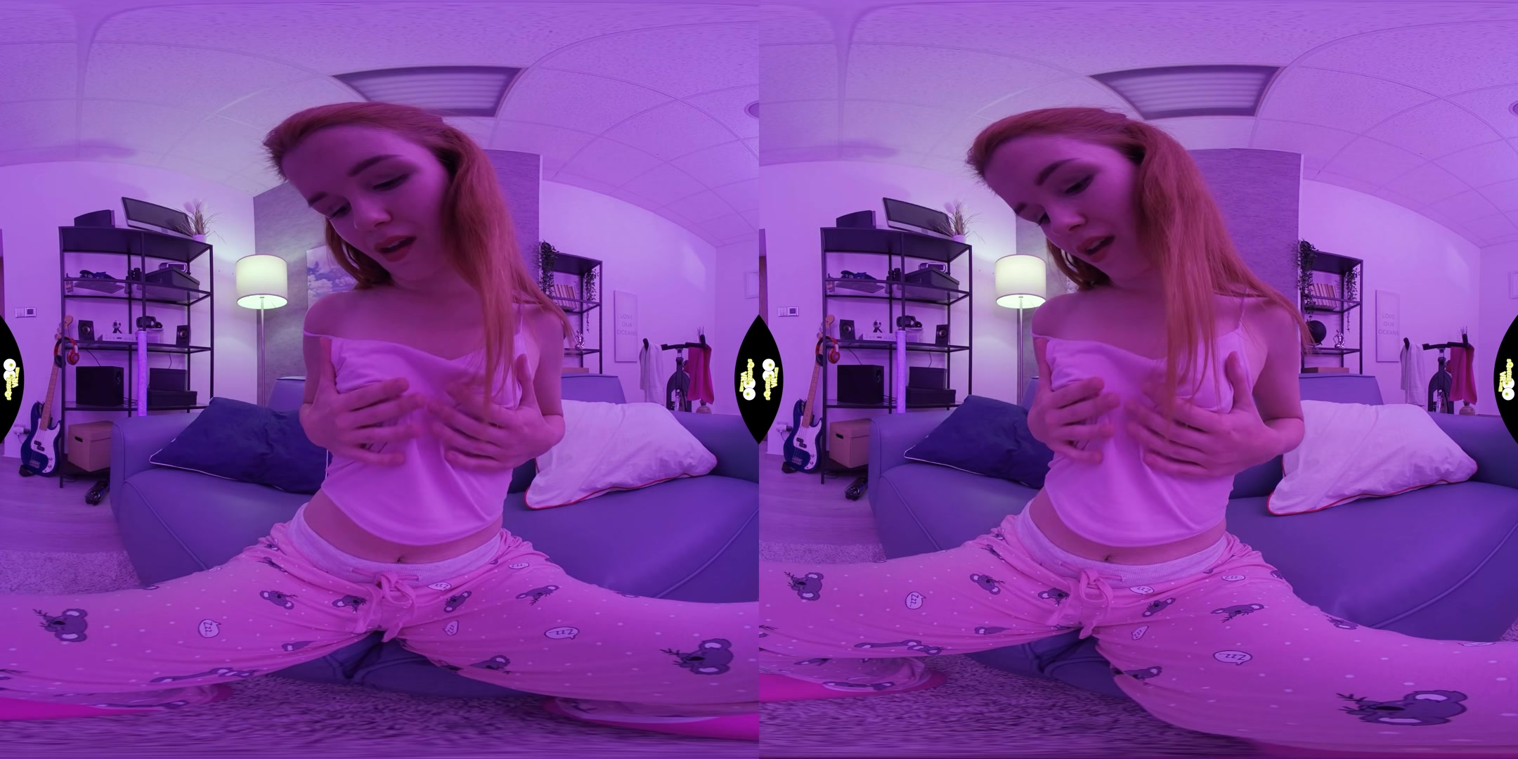 Horny Redhead - SqueezeVR