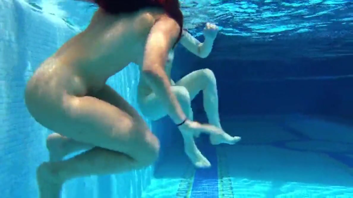 Sexy Babes With Big Tits Swim Underwater In The Pool