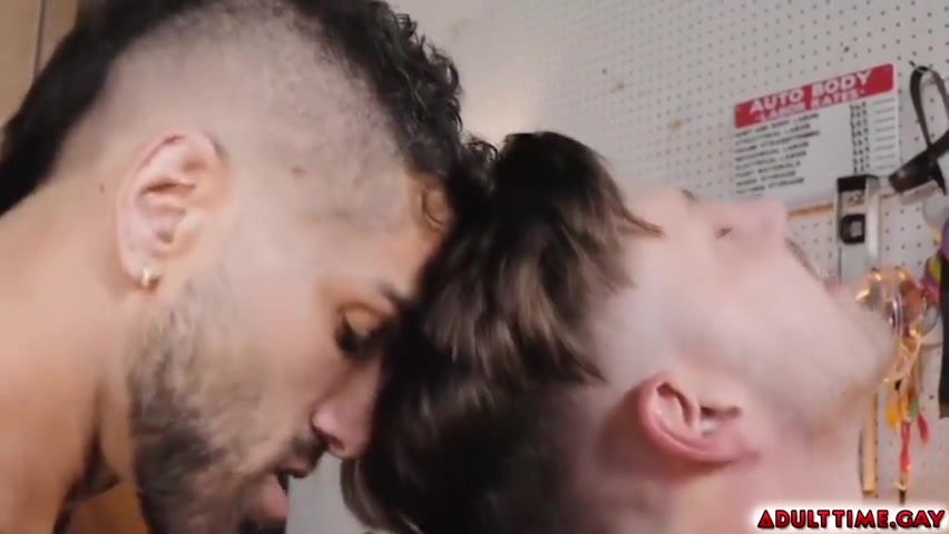 Hunks Adam And Jordan Fuck Passionately With Adam Ramzi