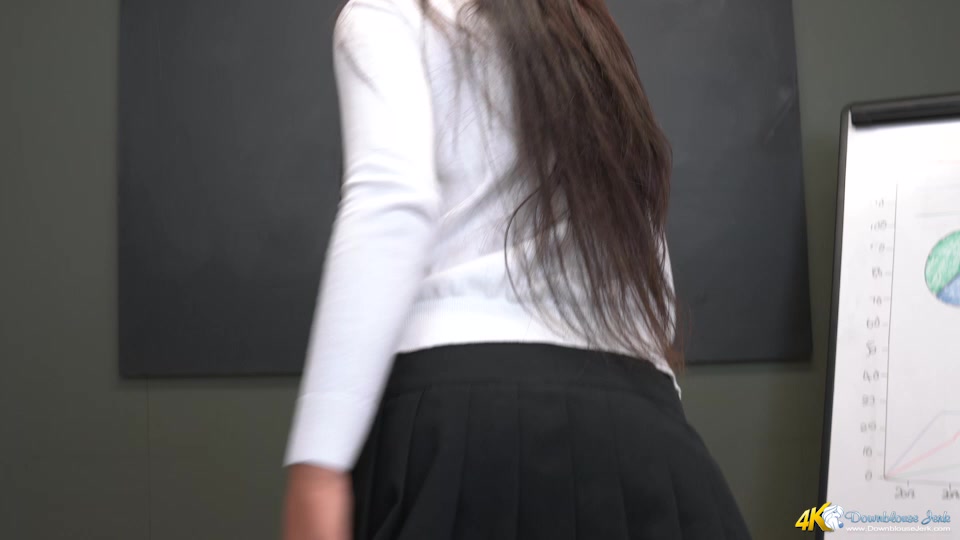 Rebecca G in Don't Get Caught - DownblouseJerk