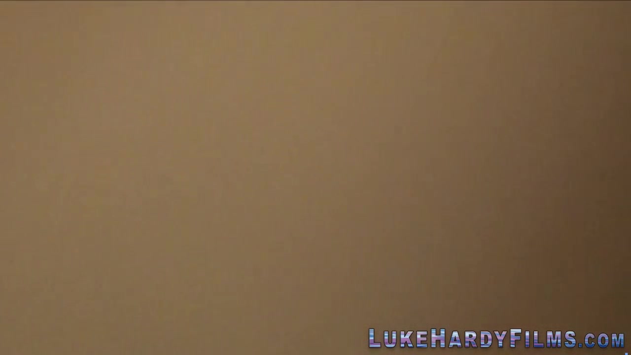 Horny blonde gets oral from Luke Hardy