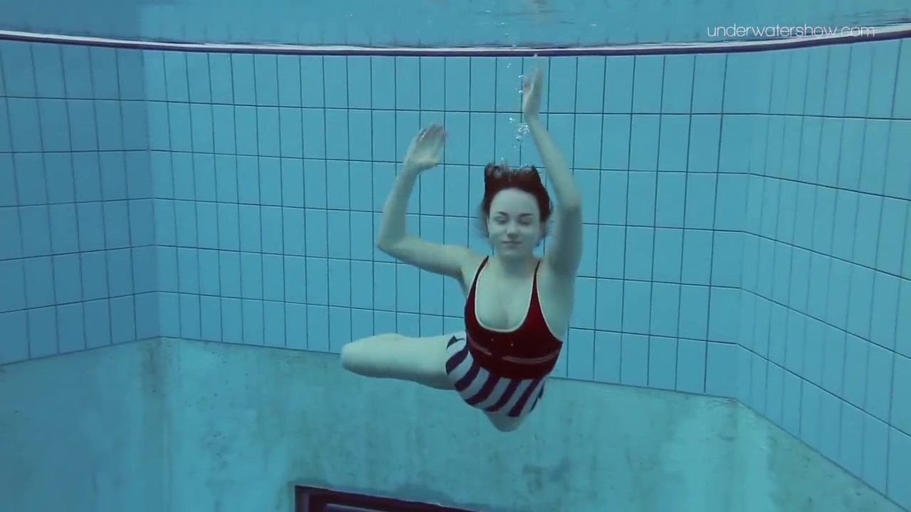 Hottest Swimming Babe Ever Lada Poleshuk