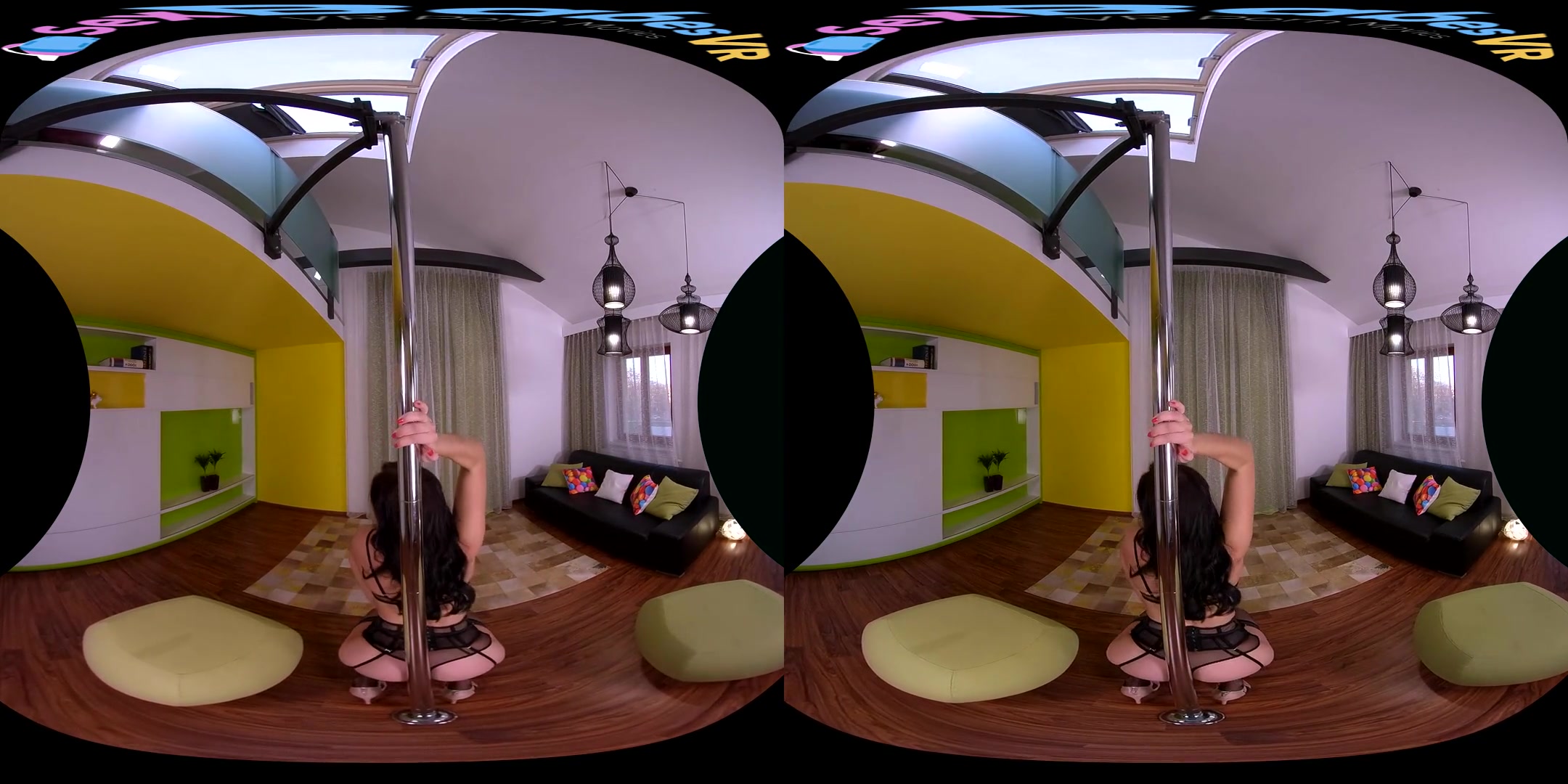 Lee Anne in Pole Dancer - SexBabesVR