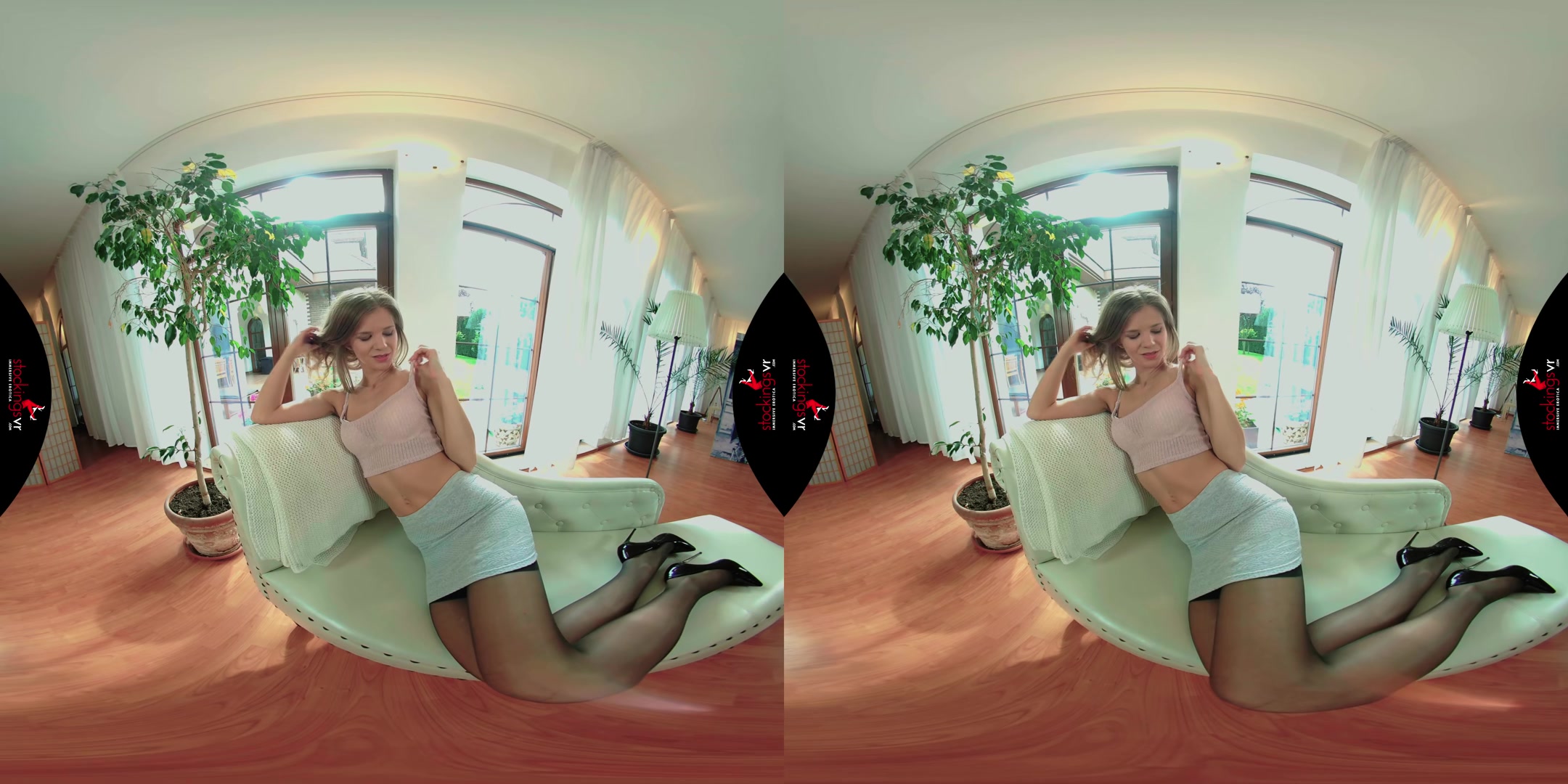 teen 18+ Treasure - StockingsVR