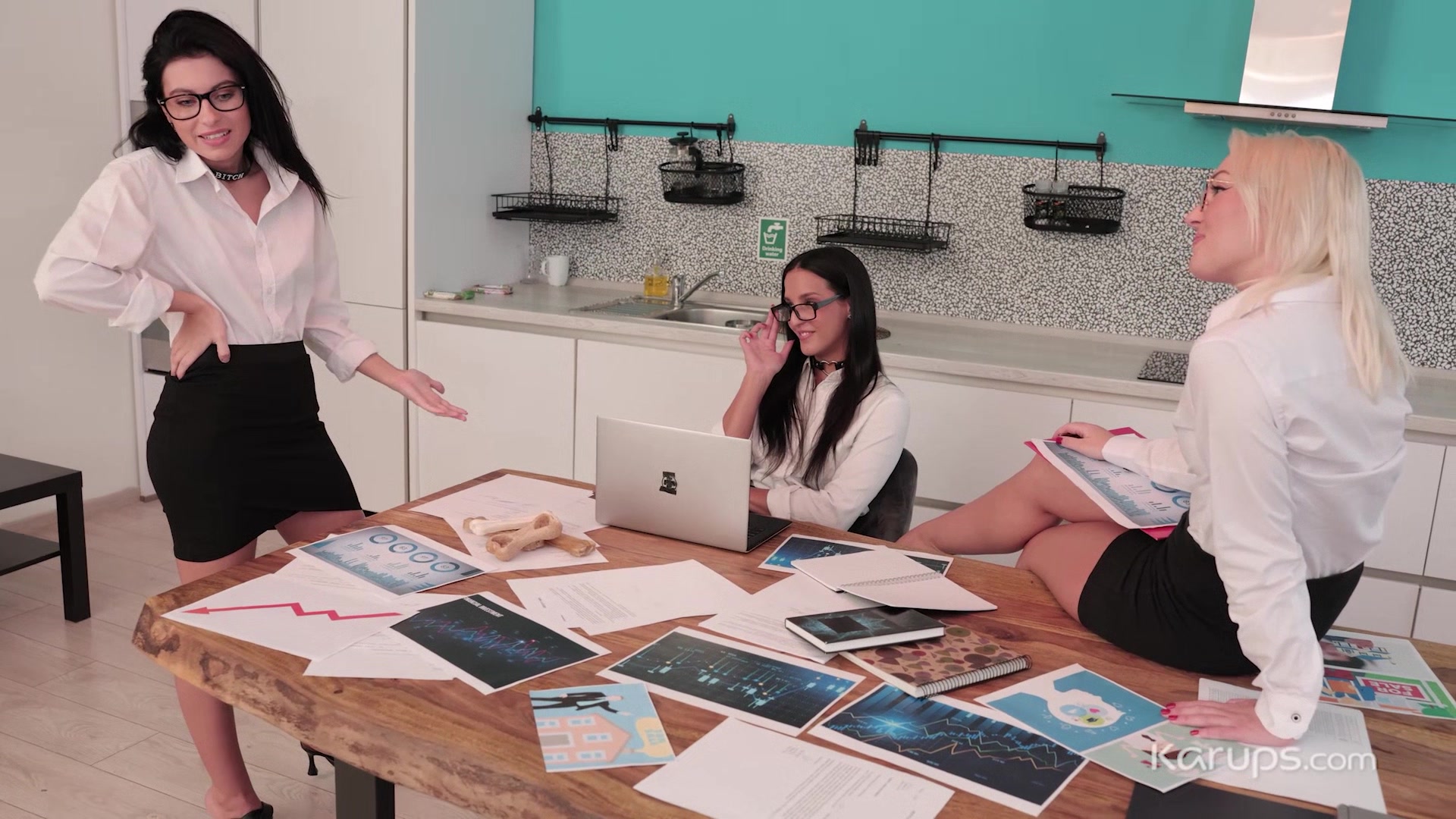 The Secretaries Lesbian Threesome - Karups