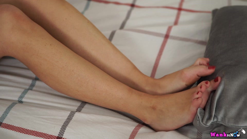 Bonnie - Foot First Aid - Sexy Videos - WankitNow