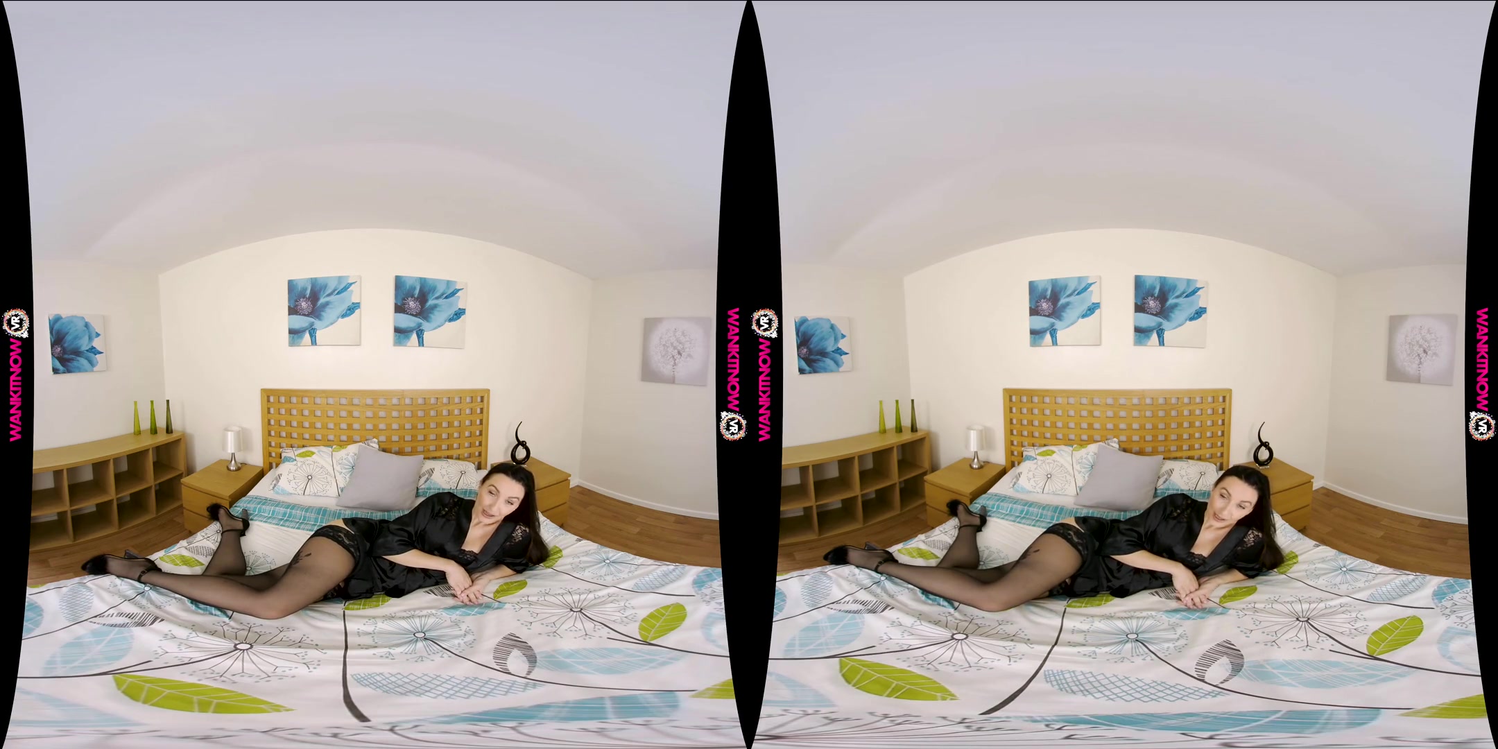Sophia Smith in Handy Wanker - WankitnowVR