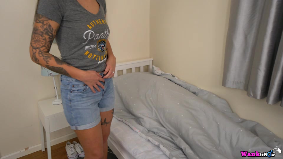 Violet - Wank For Me, He's ... - Sexy Videos - WankitNow