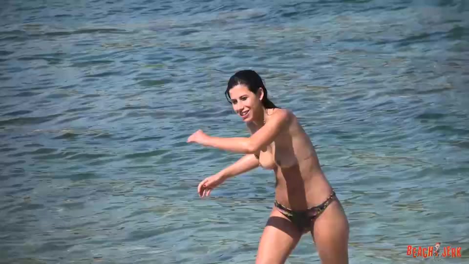 Hottie 18 #28 - BeachJerk
