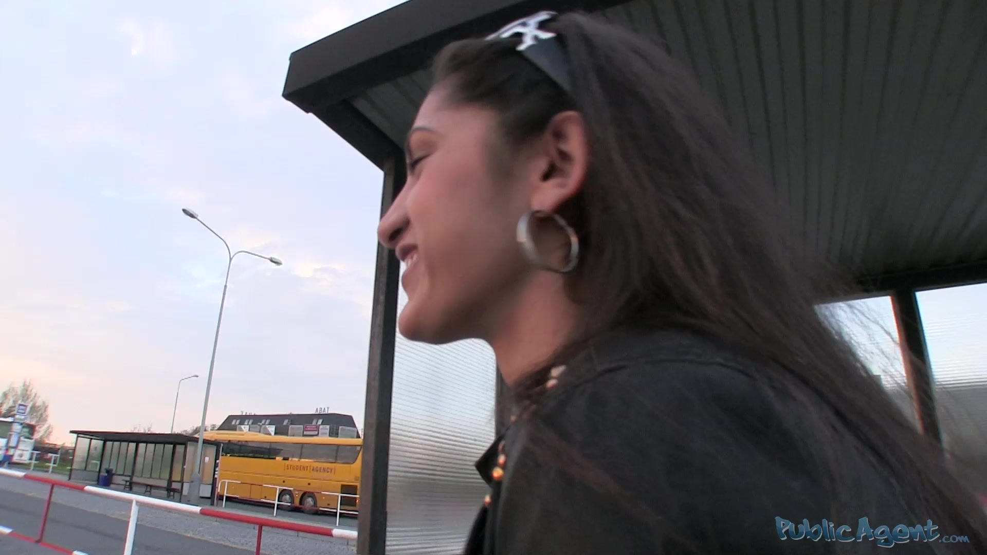 PublicAgent Video Scene. Juli