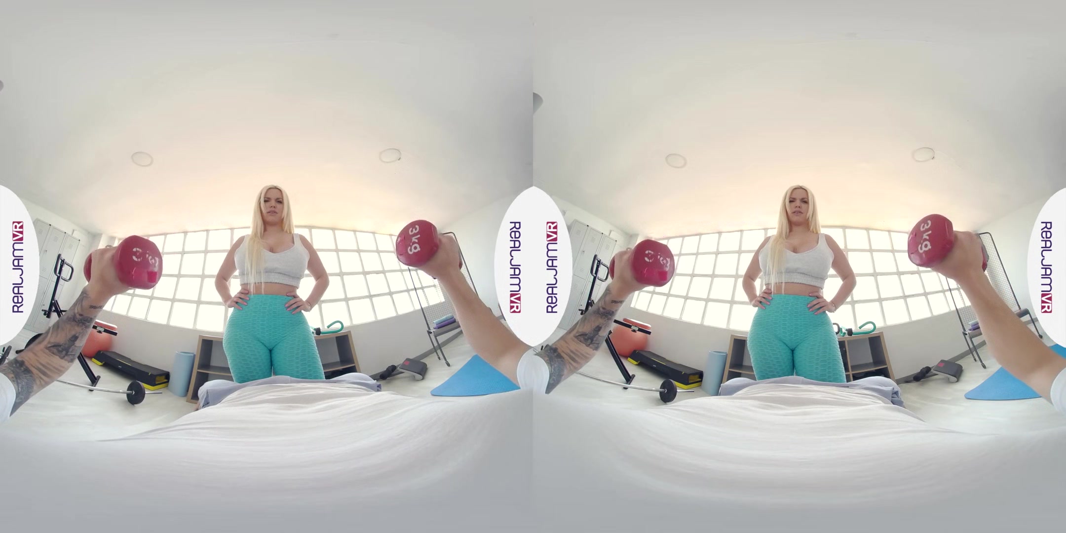 Workout with Blondie; Big Tits Blonde in Yoga Pants