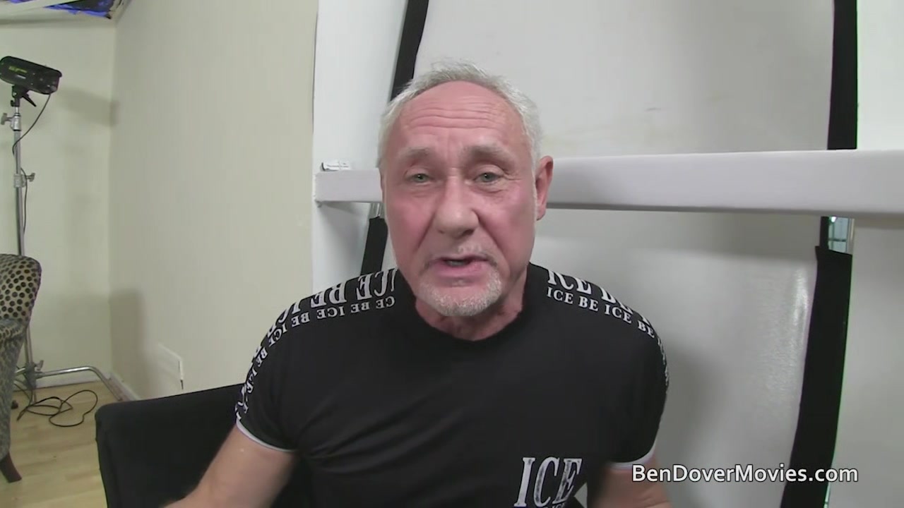Chessie Kay and Lucia Love Asslick and Gag with old Ben Dover