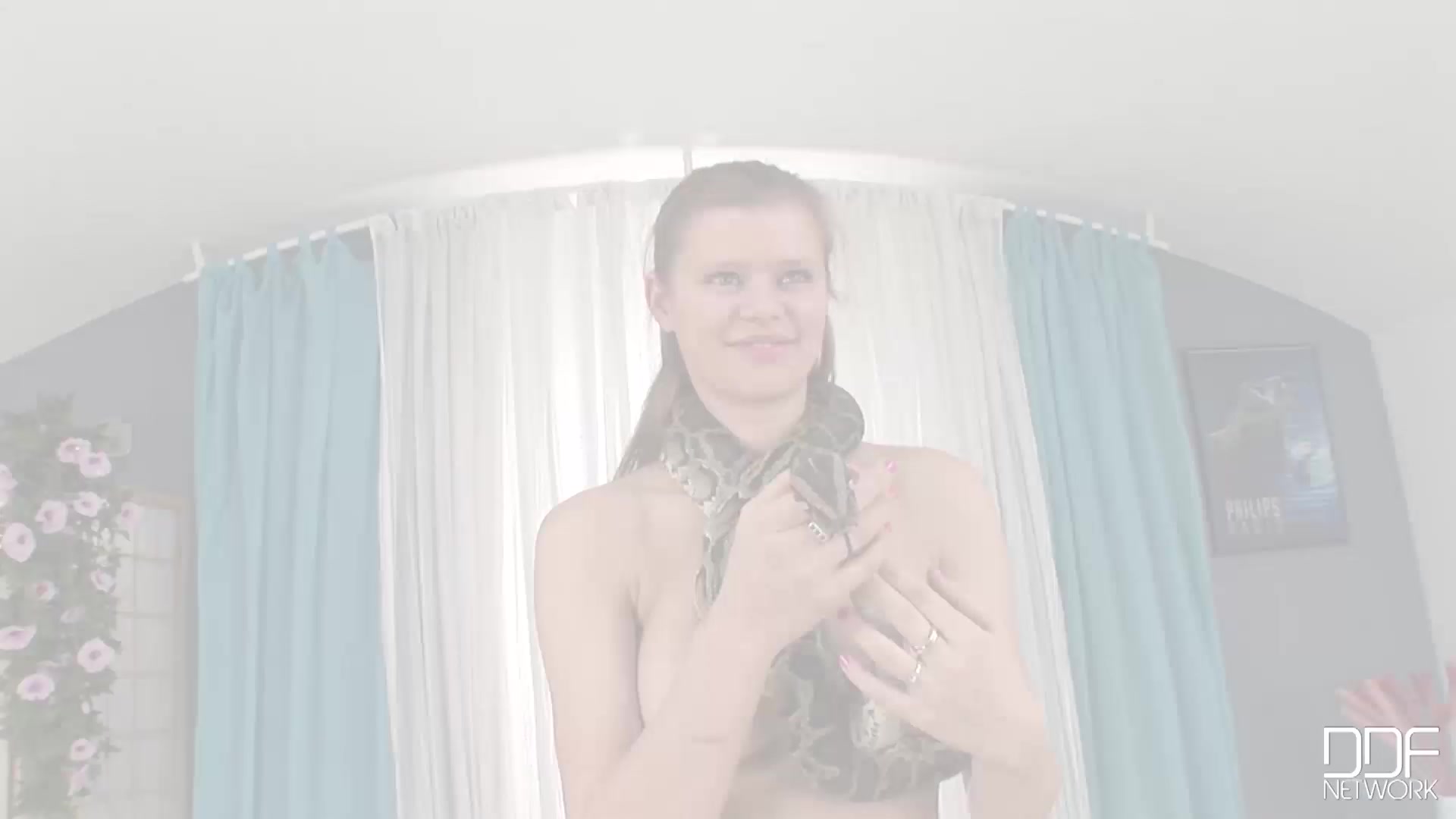 The Benji Bounce - PornWorld