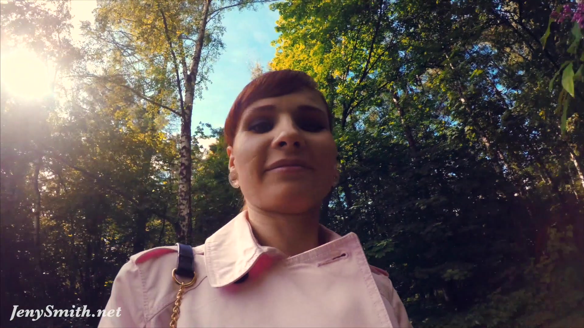 Jeny Smith fully naked in a park got caught