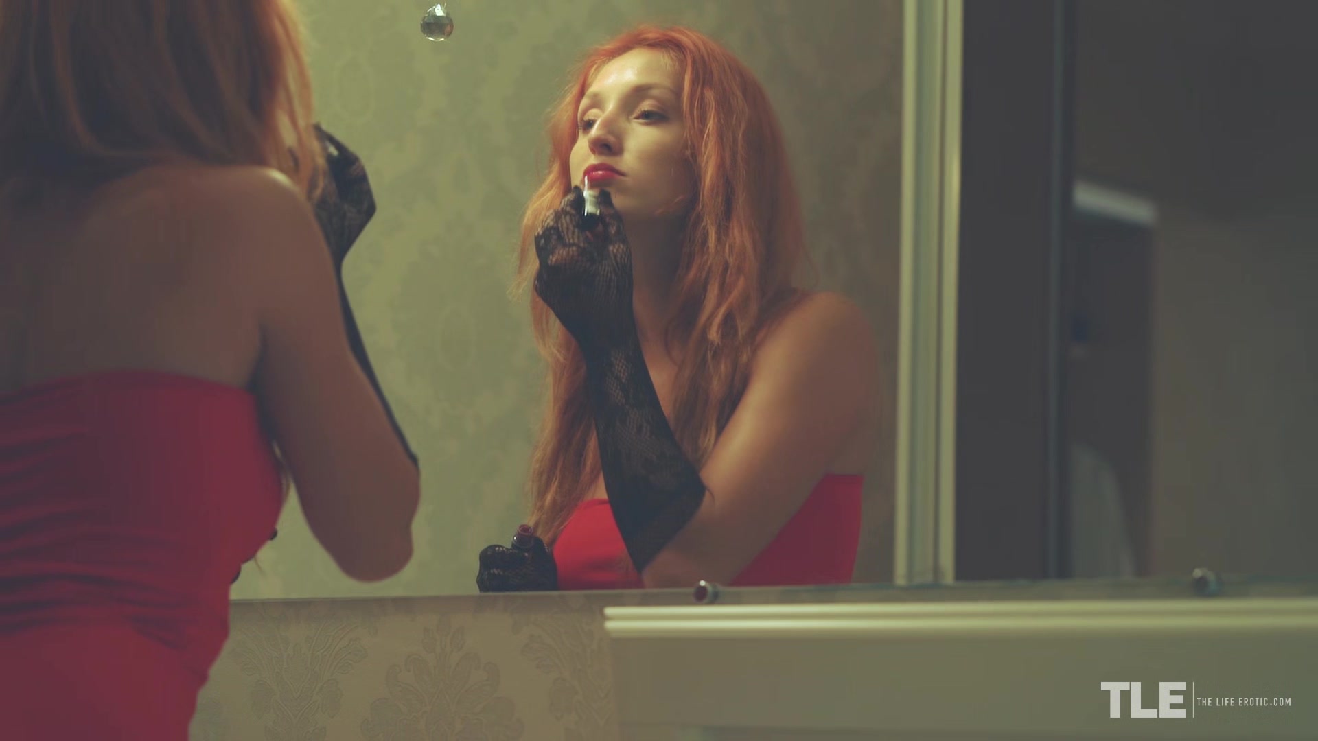 My Gloves - Michelle H - TheLifeErotic