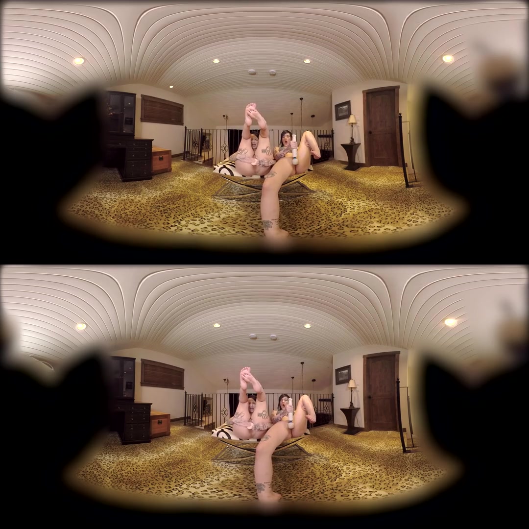 Leigh Raven & Nikki Hearts in Mutual Masturbation - BurningAngelVR