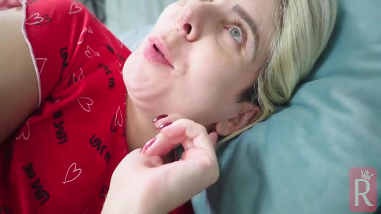 Pov - Meu Marido Levou Um Amigou Para Me Comer No Pelo! 8 Min