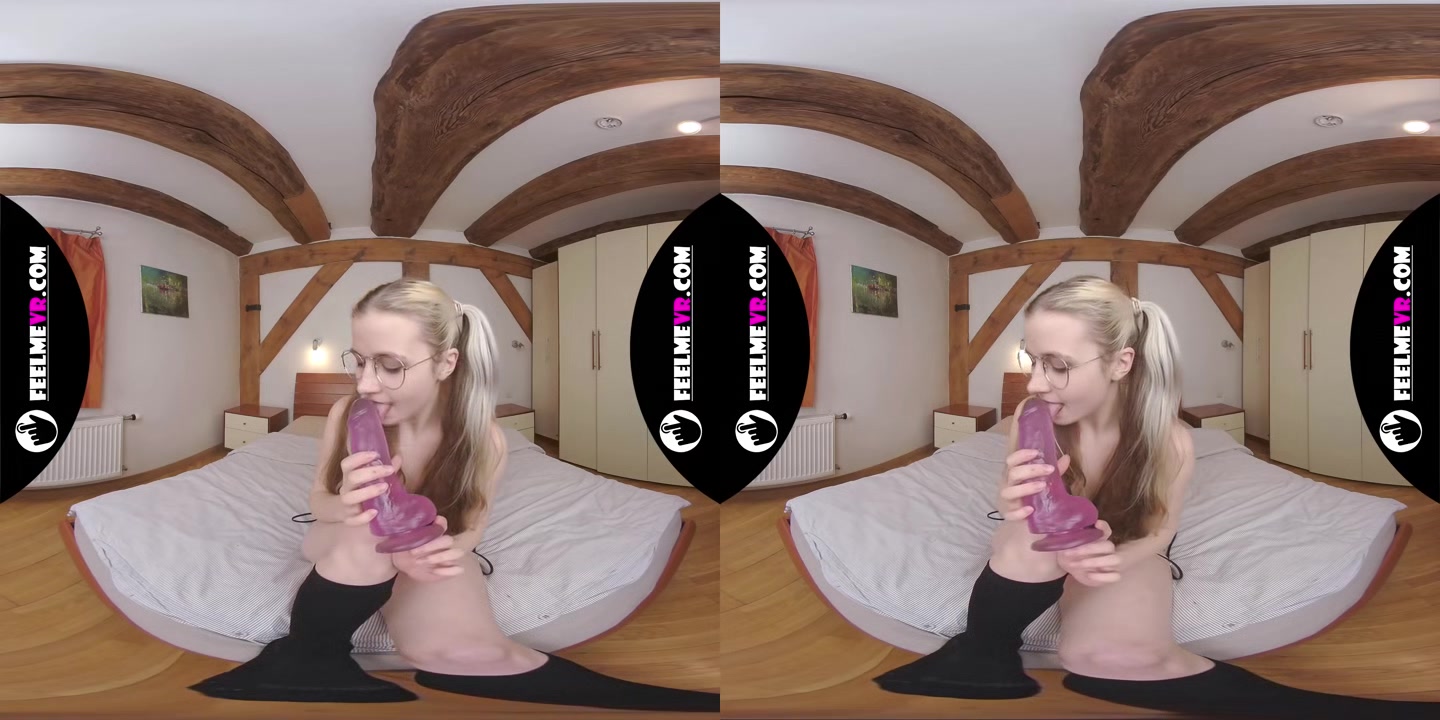 Miturasu Please Fuck Me Hard With This Big Pink Dildo
