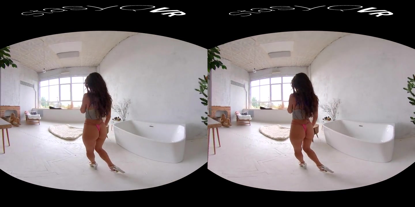 VR porn - High Heels & Pink Panties - StasyQVR