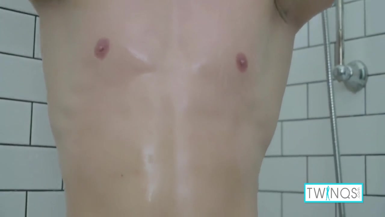 Strong Stud Lukes Feeling Horny For A Hot Shower In The Bathroom! 10 Min