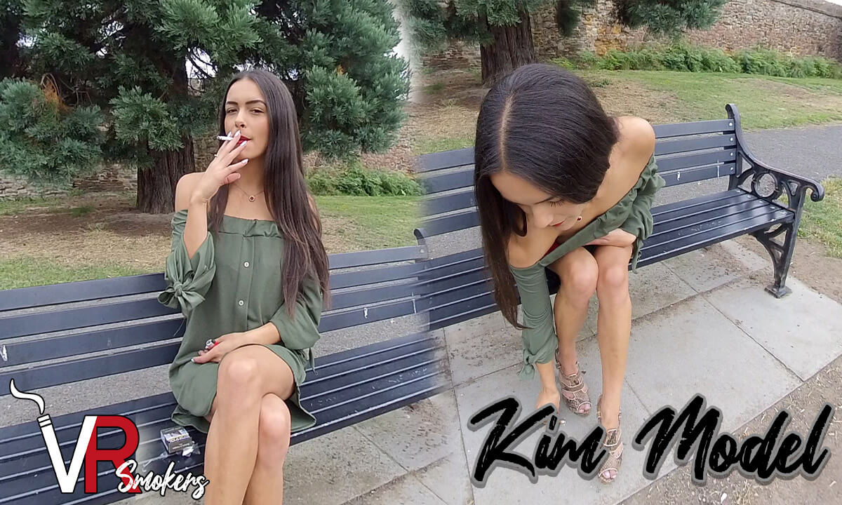 Kim Model - Park Bench - VRSmokers