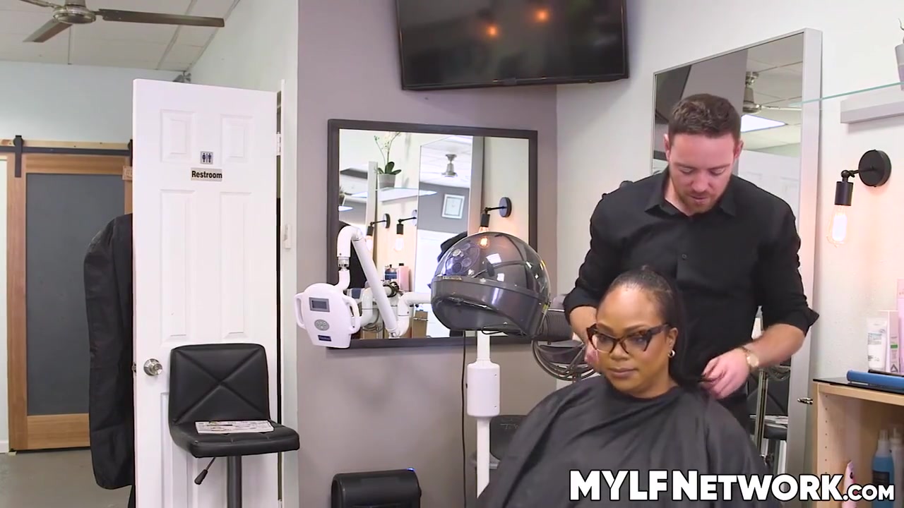 Romeo Price - Hammered His Boss Bitch In The Salon