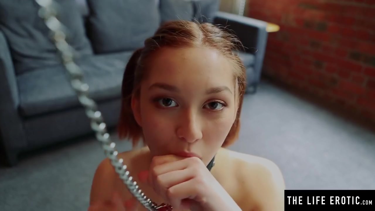 Watch Kinky Girl In Collar And Leash Stroke It Doggy Style - Louise Louellen