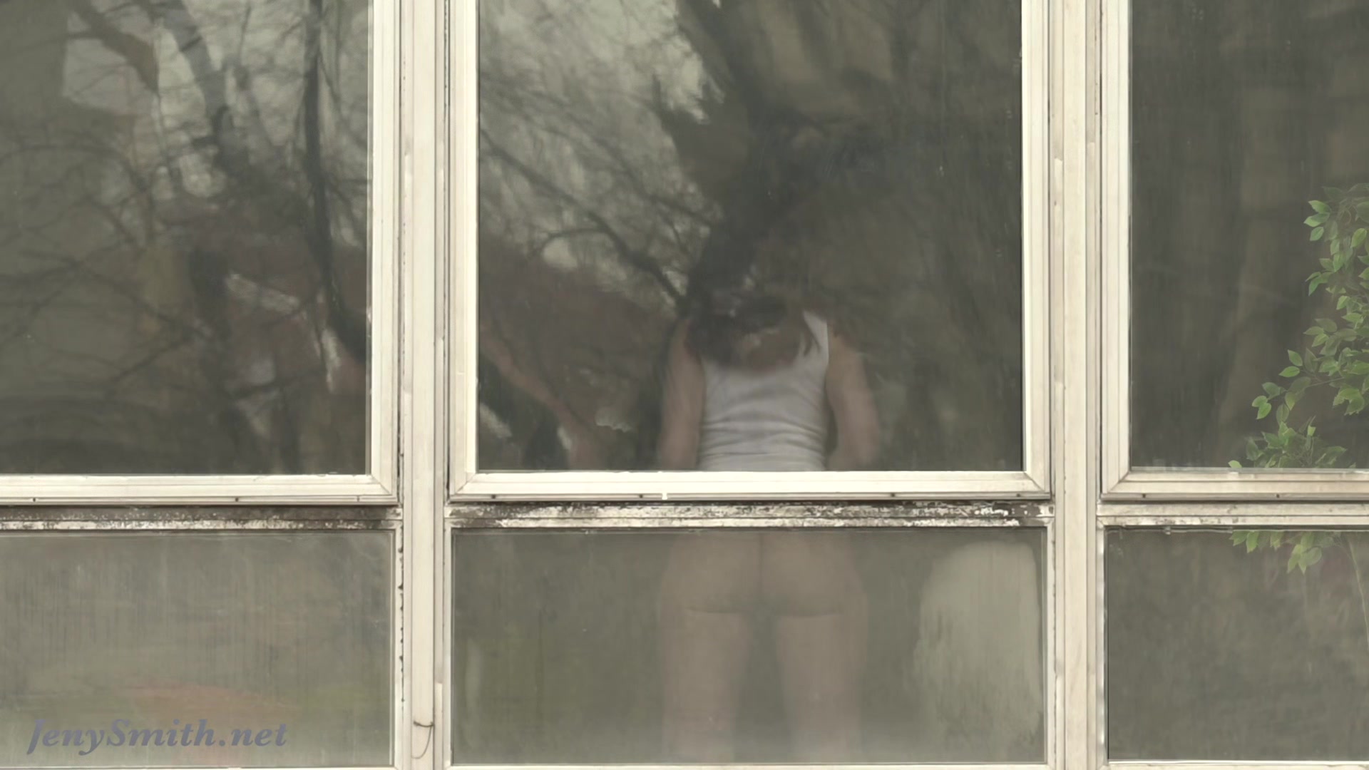 Jeny Smith teasing the strangers thru the window