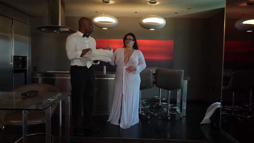 Room Service - Luna Lark - WillTileXXX