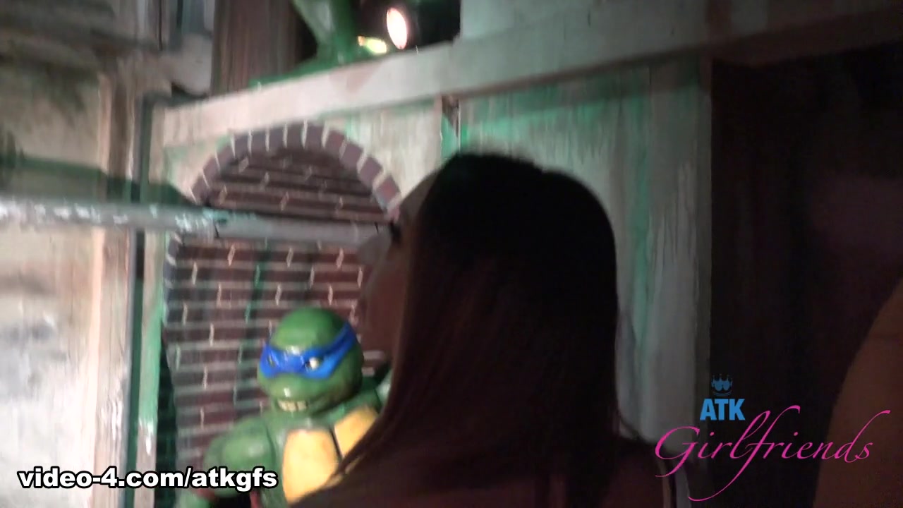 Kimora Quin : Virtual Date Movie - ATKGirlfriends