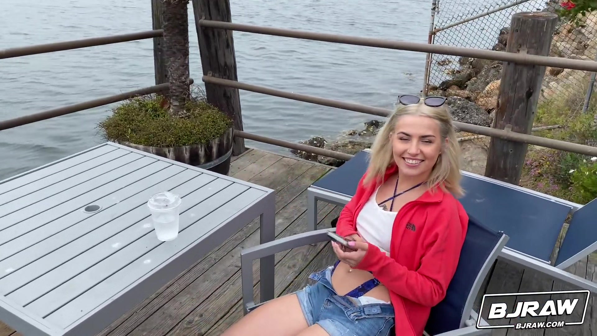 Chanel Opens Up For A Hot Load - BJRaw