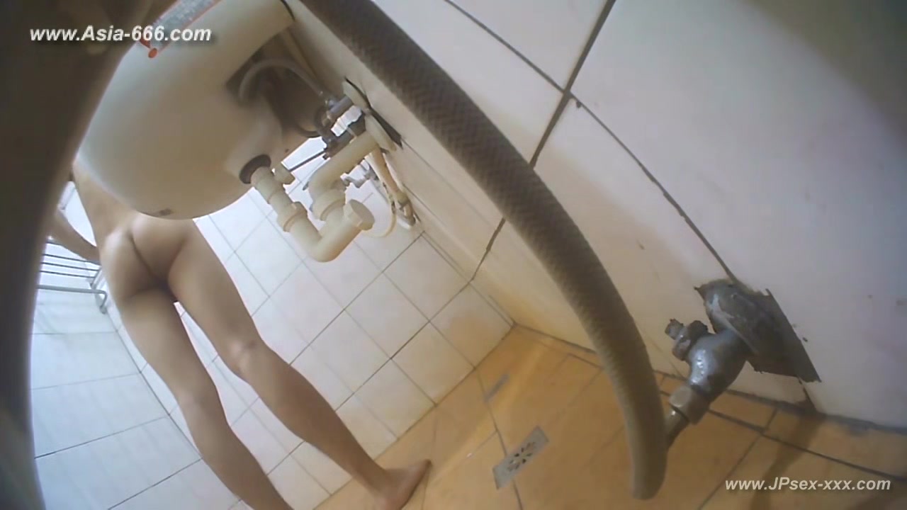 peeping chinese bath.64