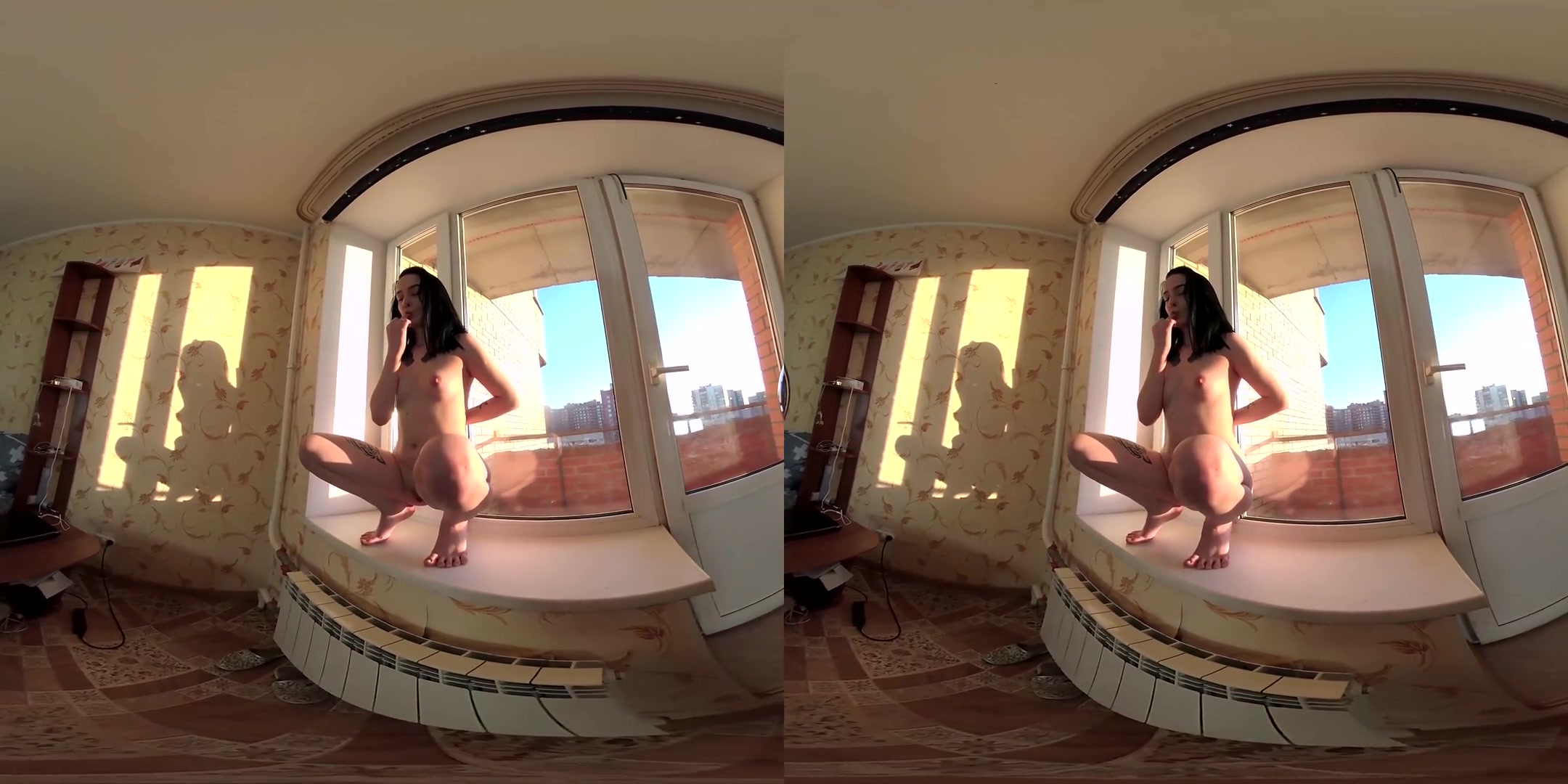 Linda in Linda Near the Window in Sunny Day - VRmodels