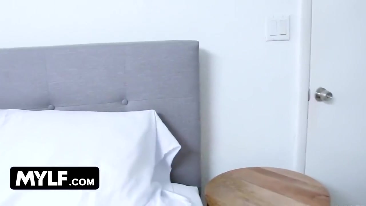 Free Premium Video Busty Housewife Cheats On Her Hubby With Her Perv Stepson Pov Style With Cory Chase