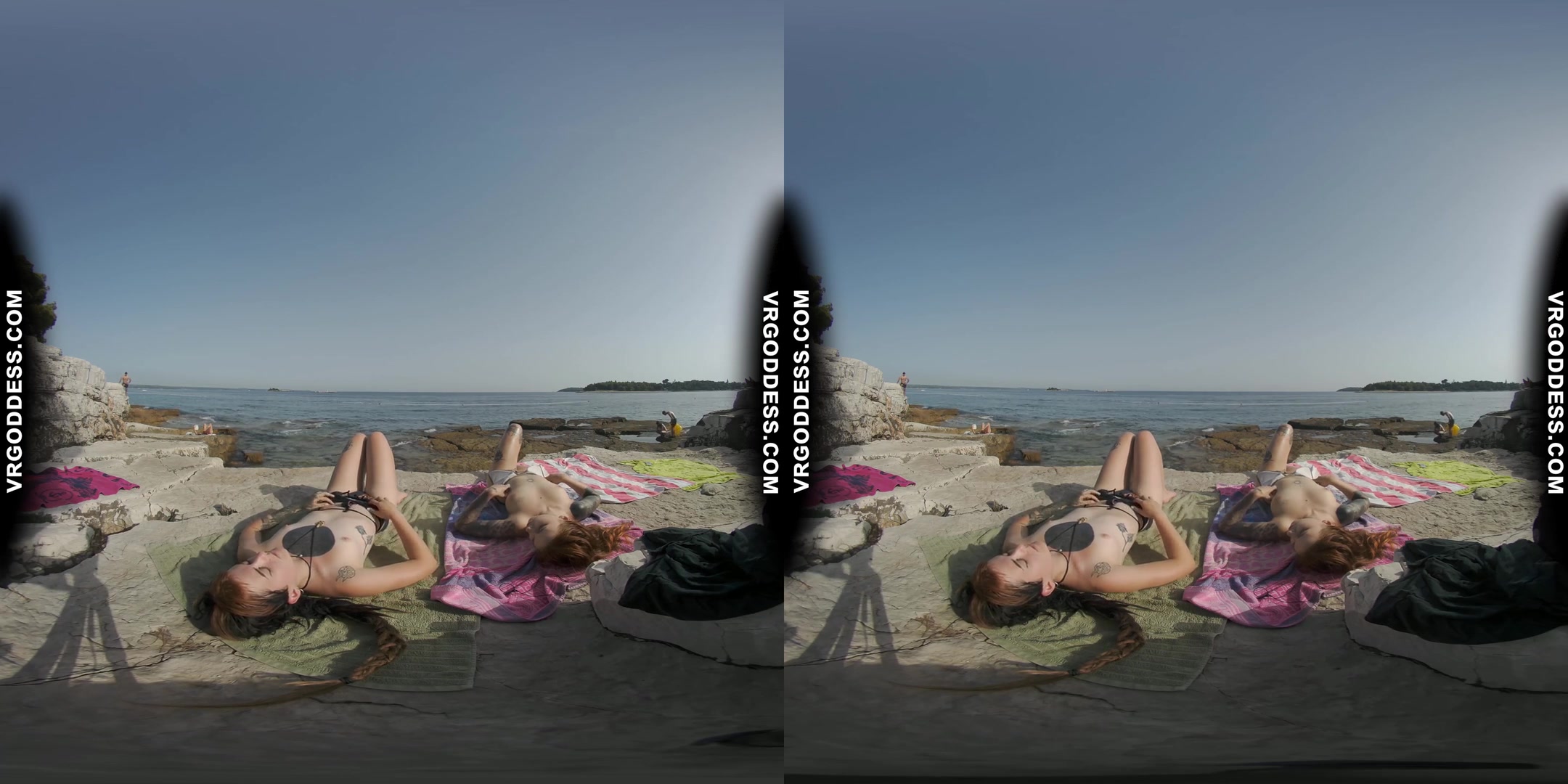 Risky Public Nudity Hot Girls On Vacation Spray Painting Graffiti Brille & Cherri Also Topless Beach