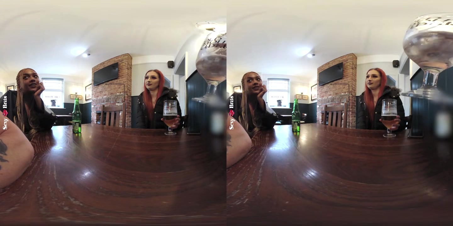 Pub Hook-Up With Two Teen Sluts - perVRt