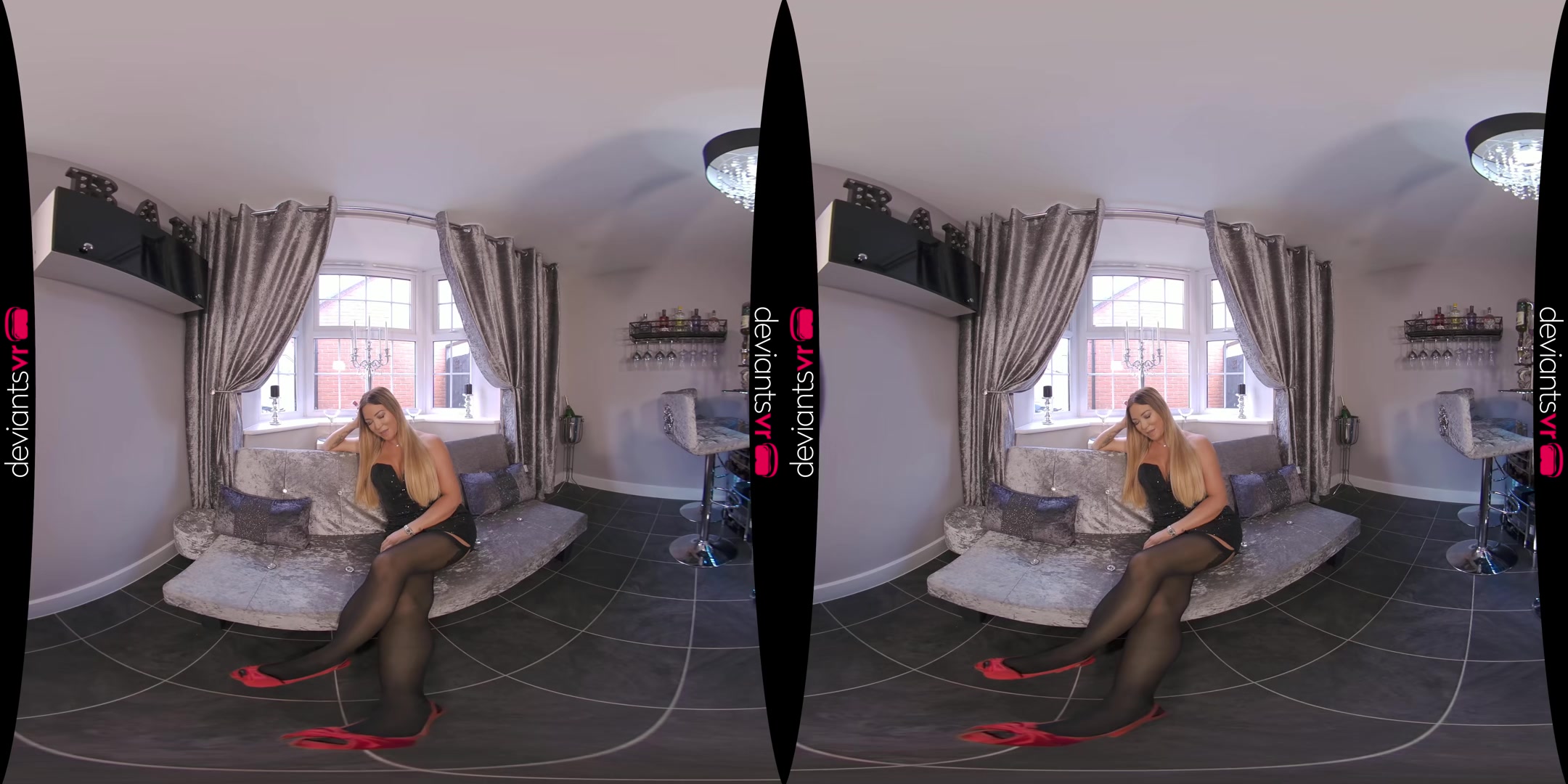 First Date - DeviantsVR