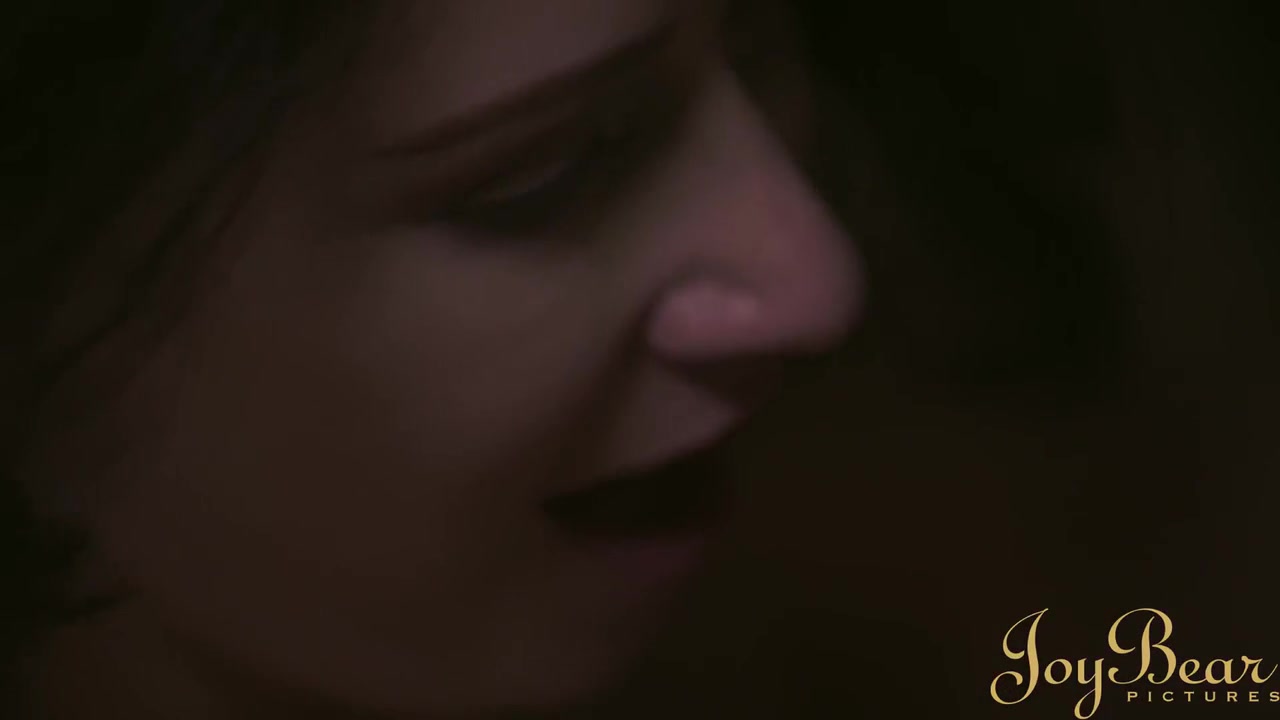 Lesbian Hotties Enjoy Steamy Sex Session