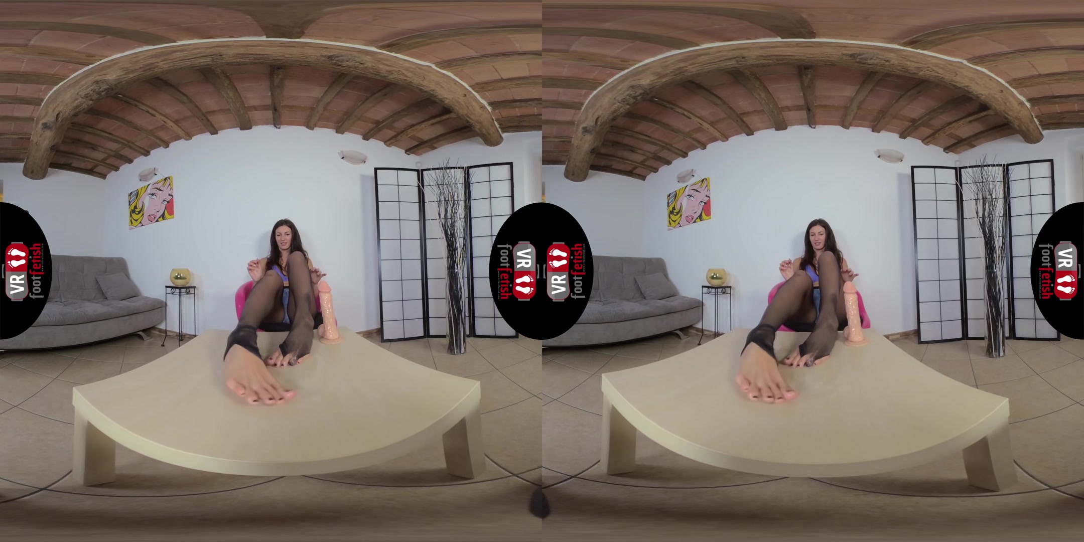 Jaw-Droppingly Sexy Lilian Tells You How To Jerk Off - VRFootFetish
