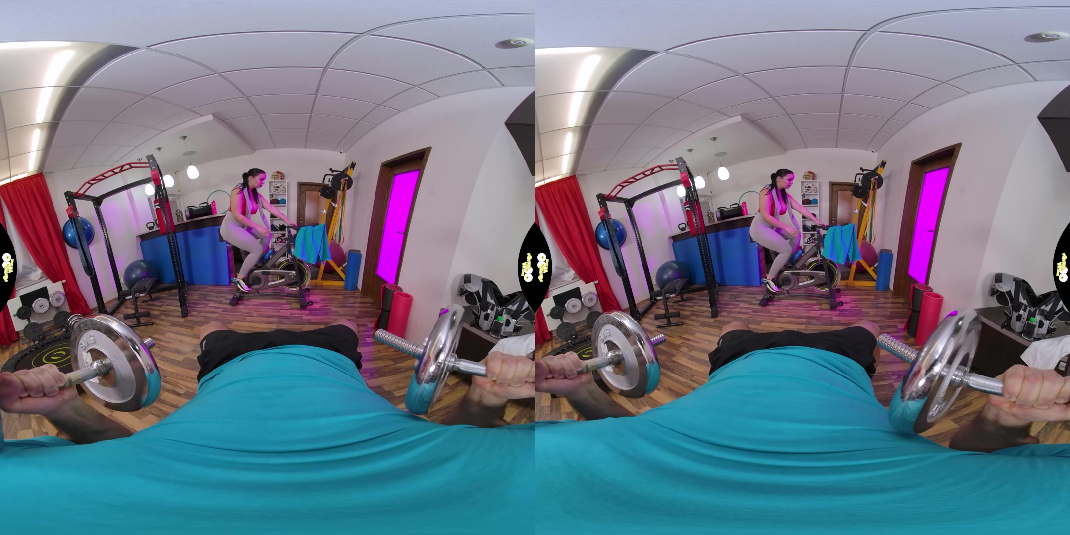 Intense Workout in Gym - SqueezeVR