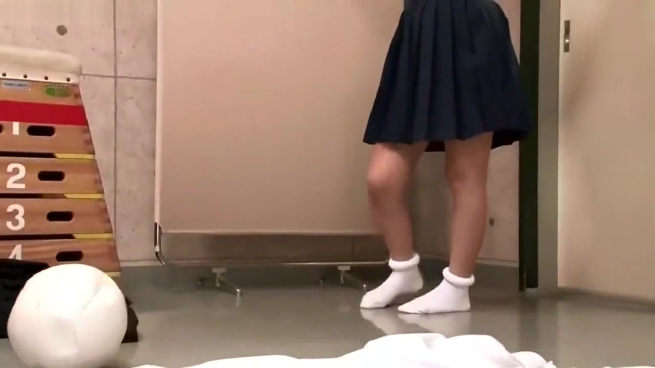School Gym Ballbust